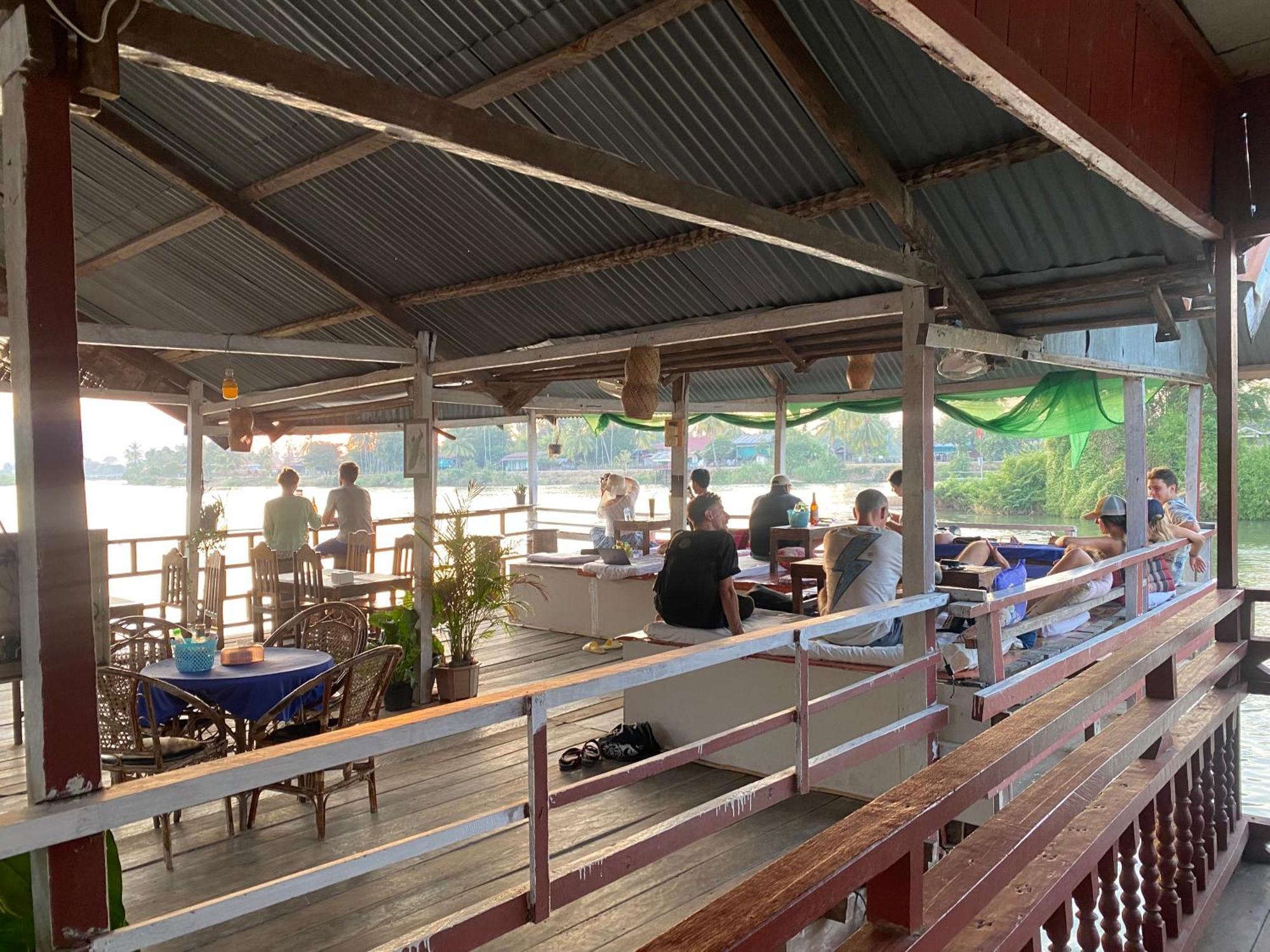 Souksanh River Bungalow Muang Không Exterior foto